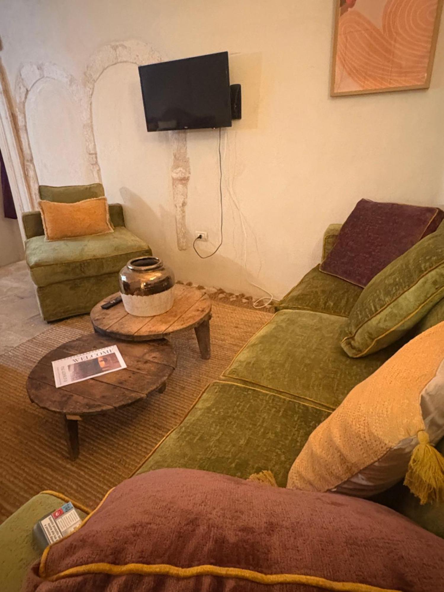 Palazzoliva - Luxury Boho Chic Guest House In The Historic Heart Of 마르티나프란카 외부 사진